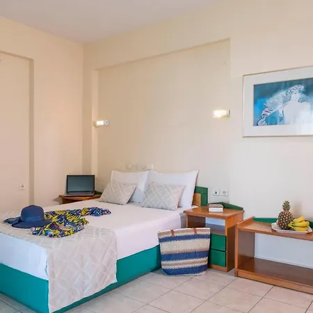 Apartahotel Aristides Fourka