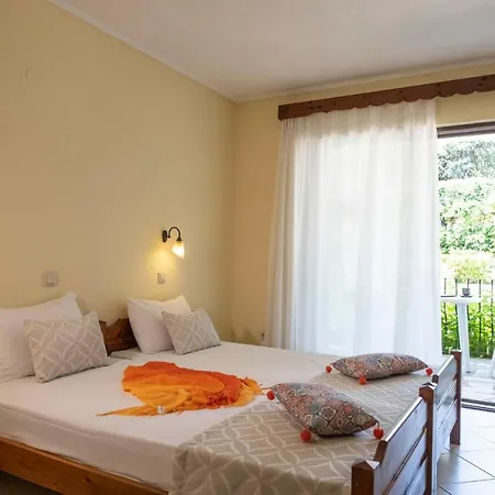 Aristides Hotel de apartamente Fourka
