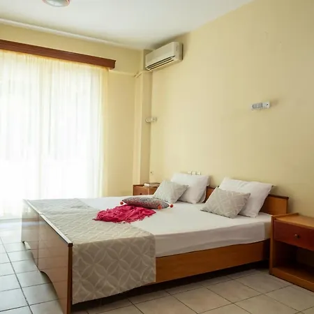 Aparthotel Aristides