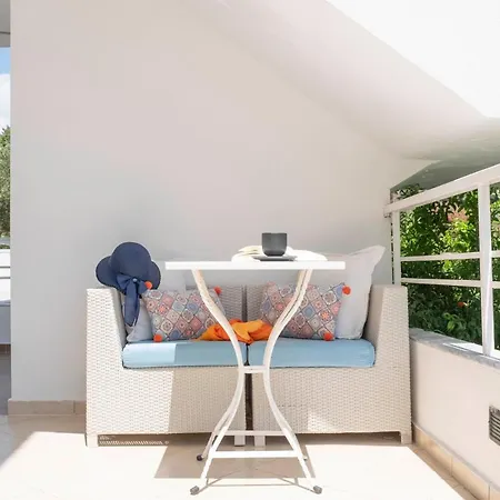 Aristides Апарт-отель